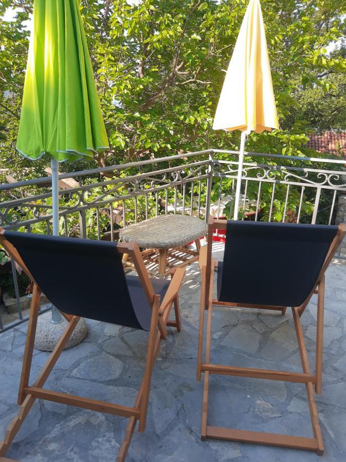 Sea-Side Old Stone Villa With A Private Garden Budva Exteriér fotografie