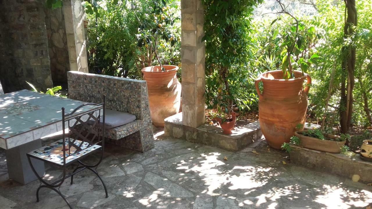 Sea-Side Old Stone Villa With A Private Garden Budva Exteriér fotografie