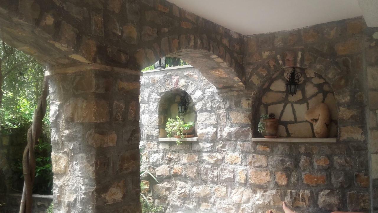 Sea-Side Old Stone Villa With A Private Garden Budva Exteriér fotografie